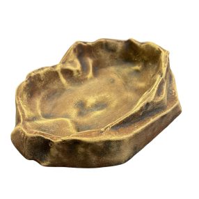 Magas falú, közepes méretű terráriumi etető- és itatótál 20x16x5 cm-es méretben.