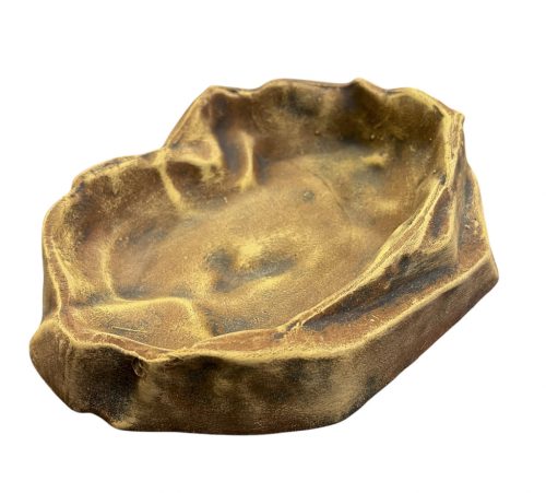Magas falú, közepes méretű terráriumi etető- és itatótál 20x16x5 cm-es méretben.
